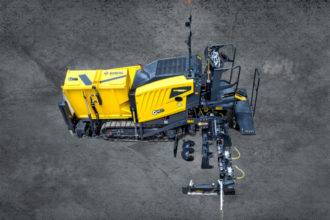 Finitrice BOMAG BF 200